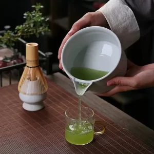 Customized Ceramic Glazed Matcha Tea Bowl with Spout