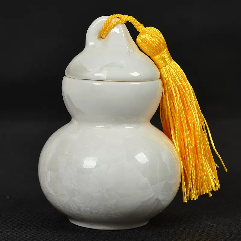 Gourd Shaped OEM Ceramic Matcha Storage Container - Image 3