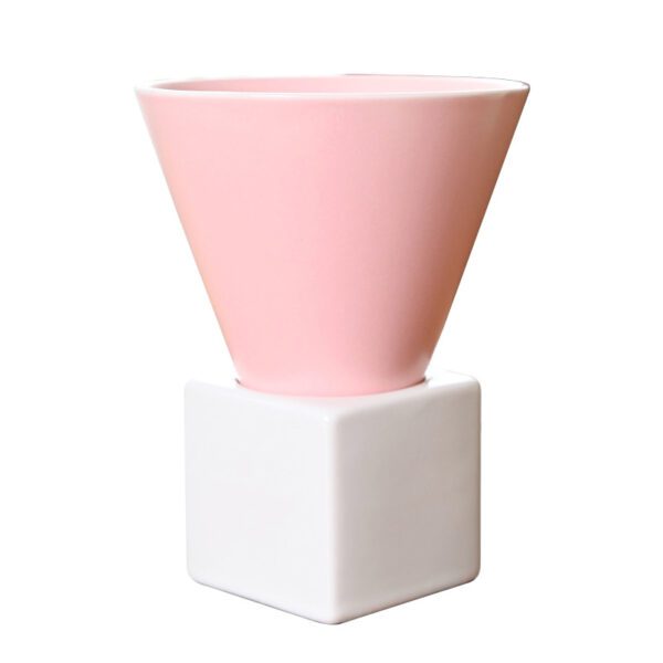 220Ml 7 oz Creative Funnel Retro Coffee Cup with Base
